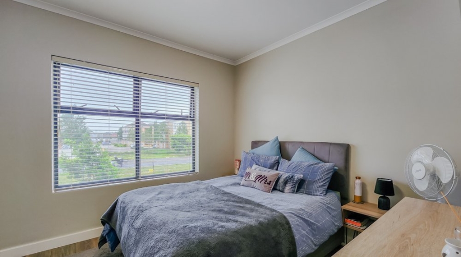 2 Bedroom Property for Sale in Zonnendal Western Cape